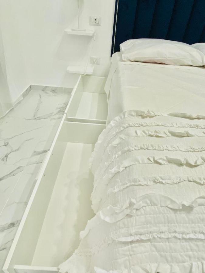 Casaflo Apartment Napoli Bagian luar foto